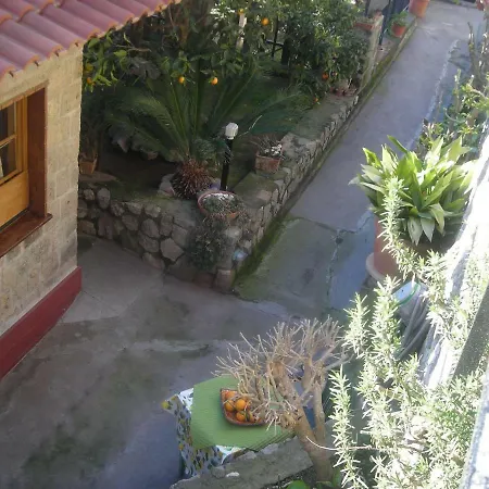 拉科博雷诺住宿加早餐旅馆 4*