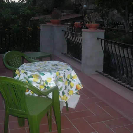 拉科博雷诺住宿加早餐旅馆 4*