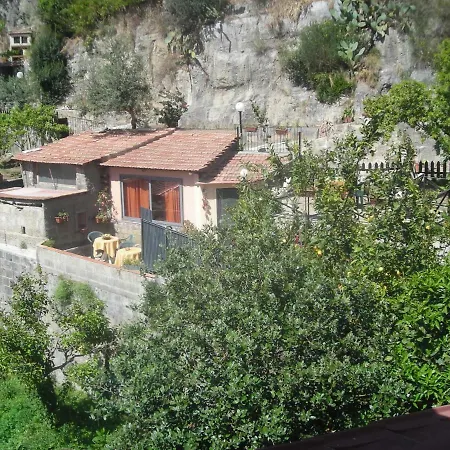 Bed & Breakfast L'arcobaleno Sorrento